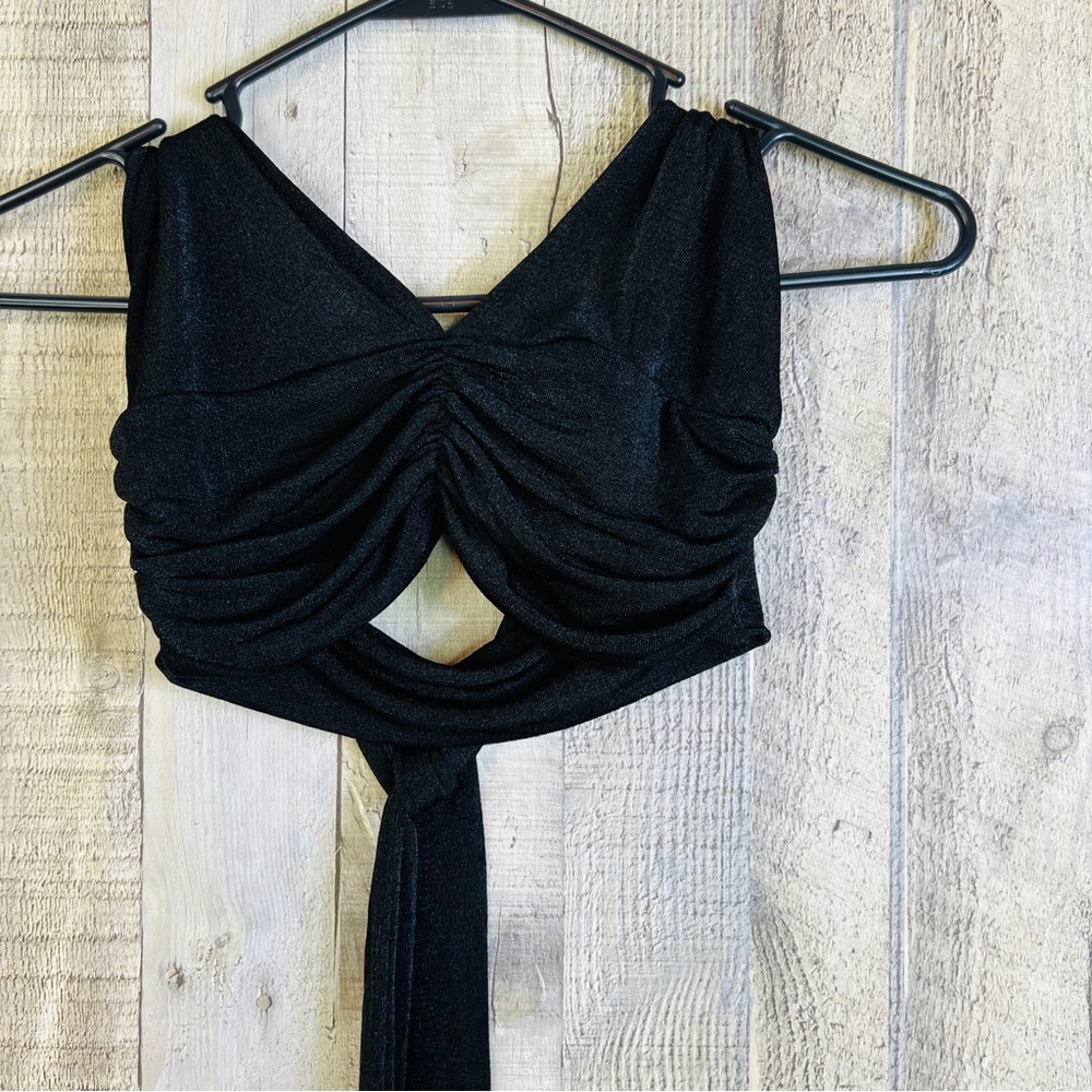 Unbranded Small Shiny Black Material Halter/Bathing Suit/Bikini Top w/Ti…